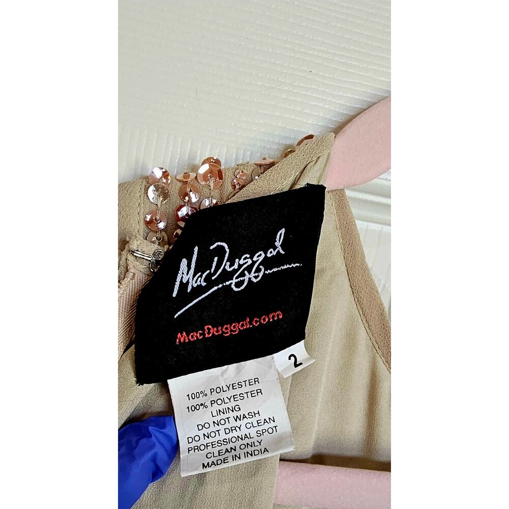 Mac Duggal Sequined High Neck Sleeveless Maxi Gown - Nude/Gold Size 2 NWT - Picture 10 of 13